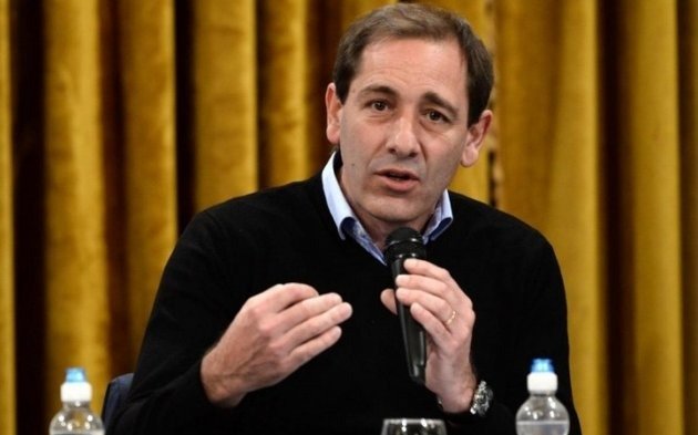 Garro inauguró un local de campaña en Gonnet