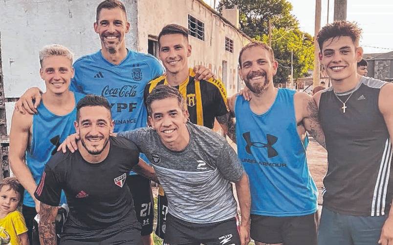 Carlos Auzqui y un reencuentro bien Pincha; ¿una señal? 
