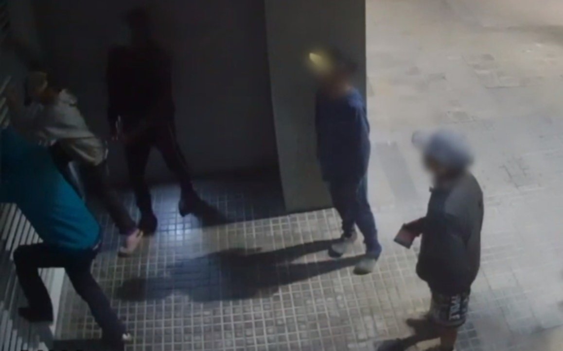 Temor entre vecinos del Casco platense por una “bandita de menores”