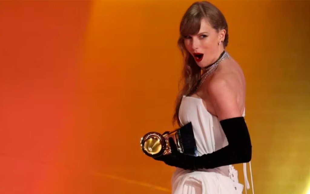 La deidad del pop: Taylor Swift rompió records en los Grammy y lanzará un disco