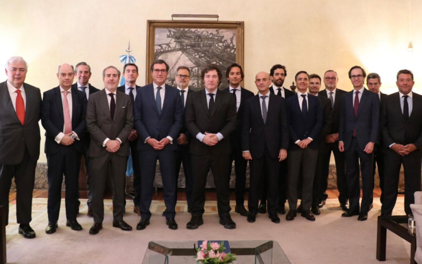 Encuentro con empresarios españoles en la embajada argentina en Madrid