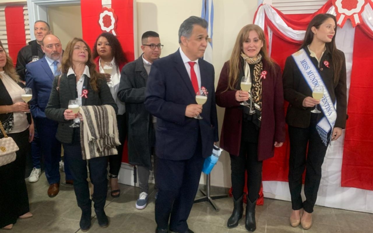La colectividad peruana celebró las Fiestas Patrias en La Plata