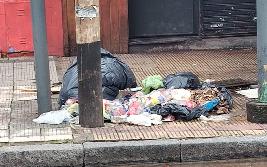 Preocupa un basural en 60 y 26: roedores y olores nauseabundos 