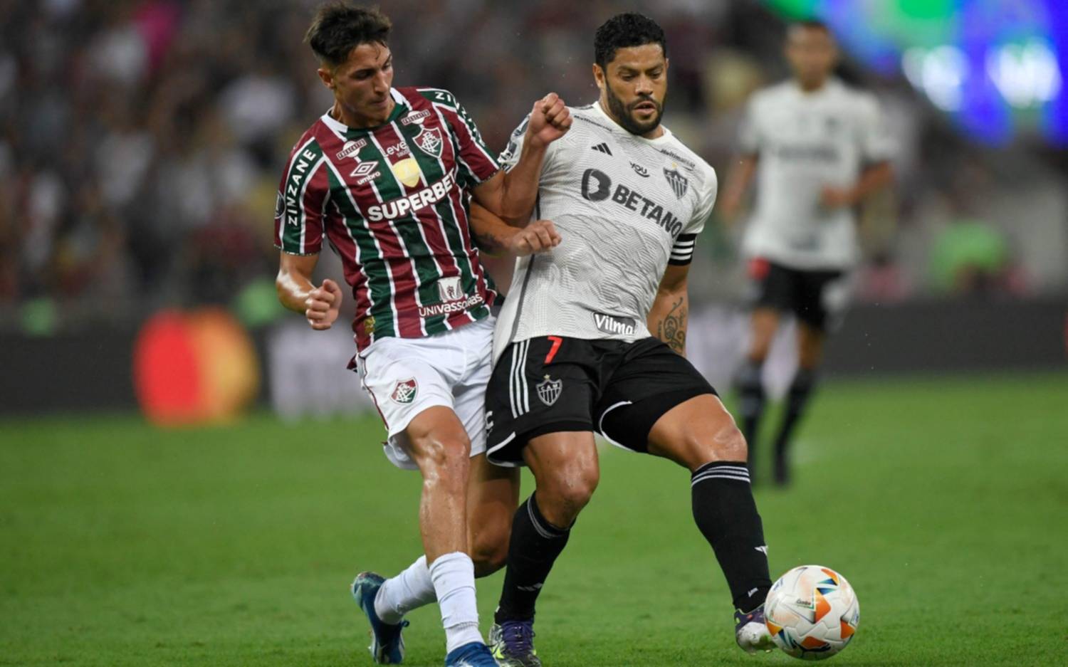 Fluminense se quedó con la ida ante Mineiro