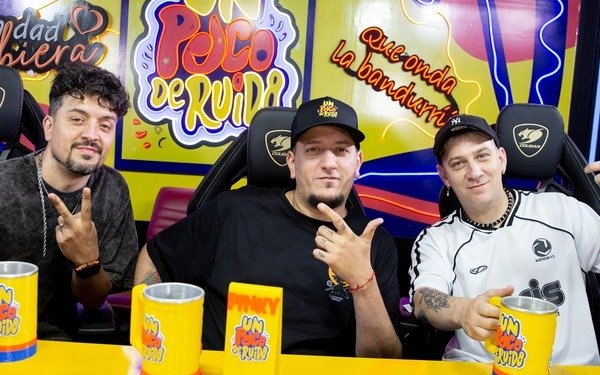 El streaming "Un poco de ruido" celebró su primer aniversario con una fiesta y grandes invitados