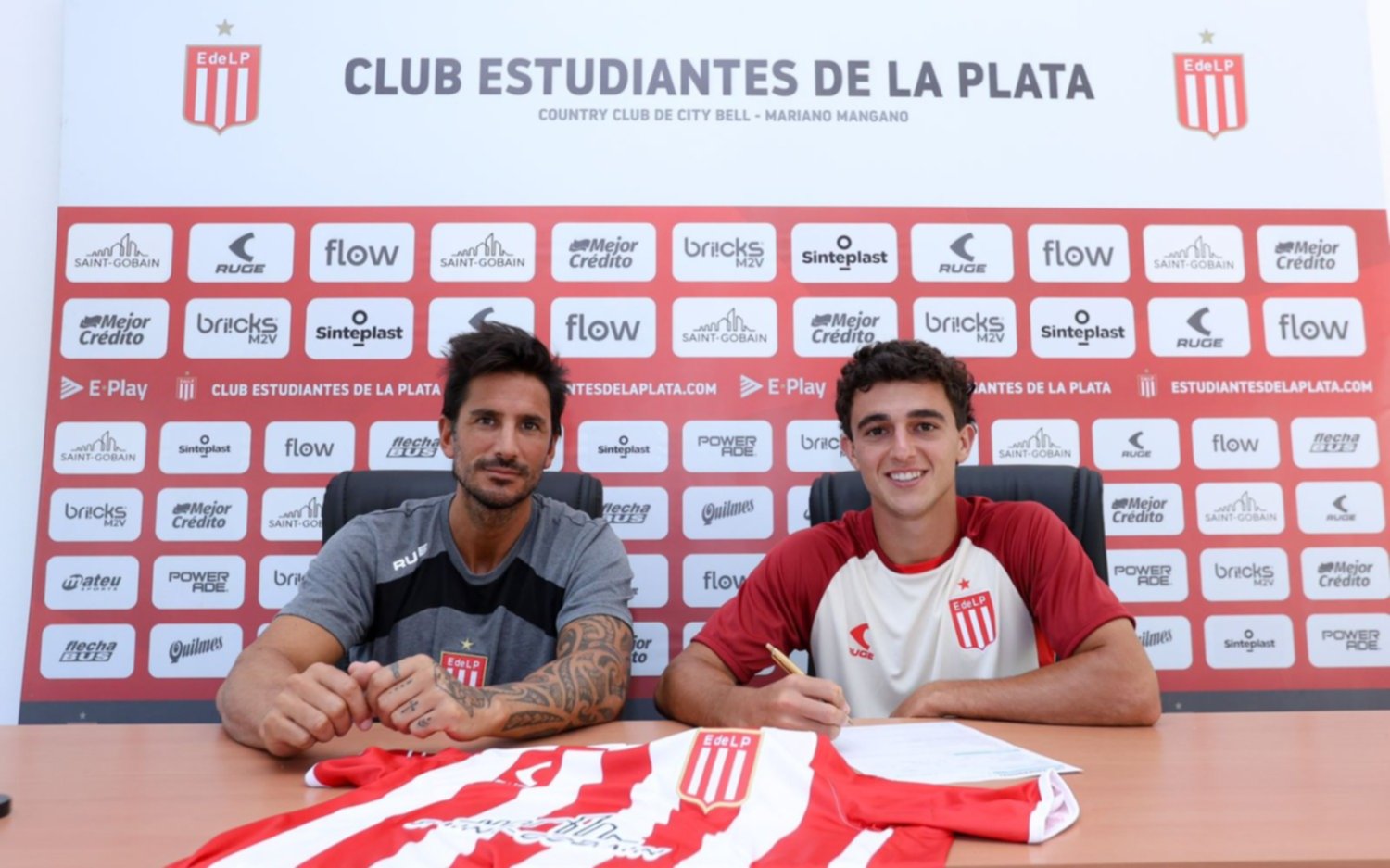 Renovó el Vasco Benedetti y se esperan ofertas para una venta