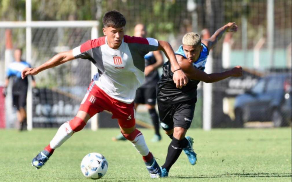 La Reserva sumó minutos ante Villa San Carlos