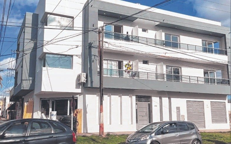En el Oeste está el agite: las avenidas 32, 137 y 143 se visten con vidrieras y viviendas 