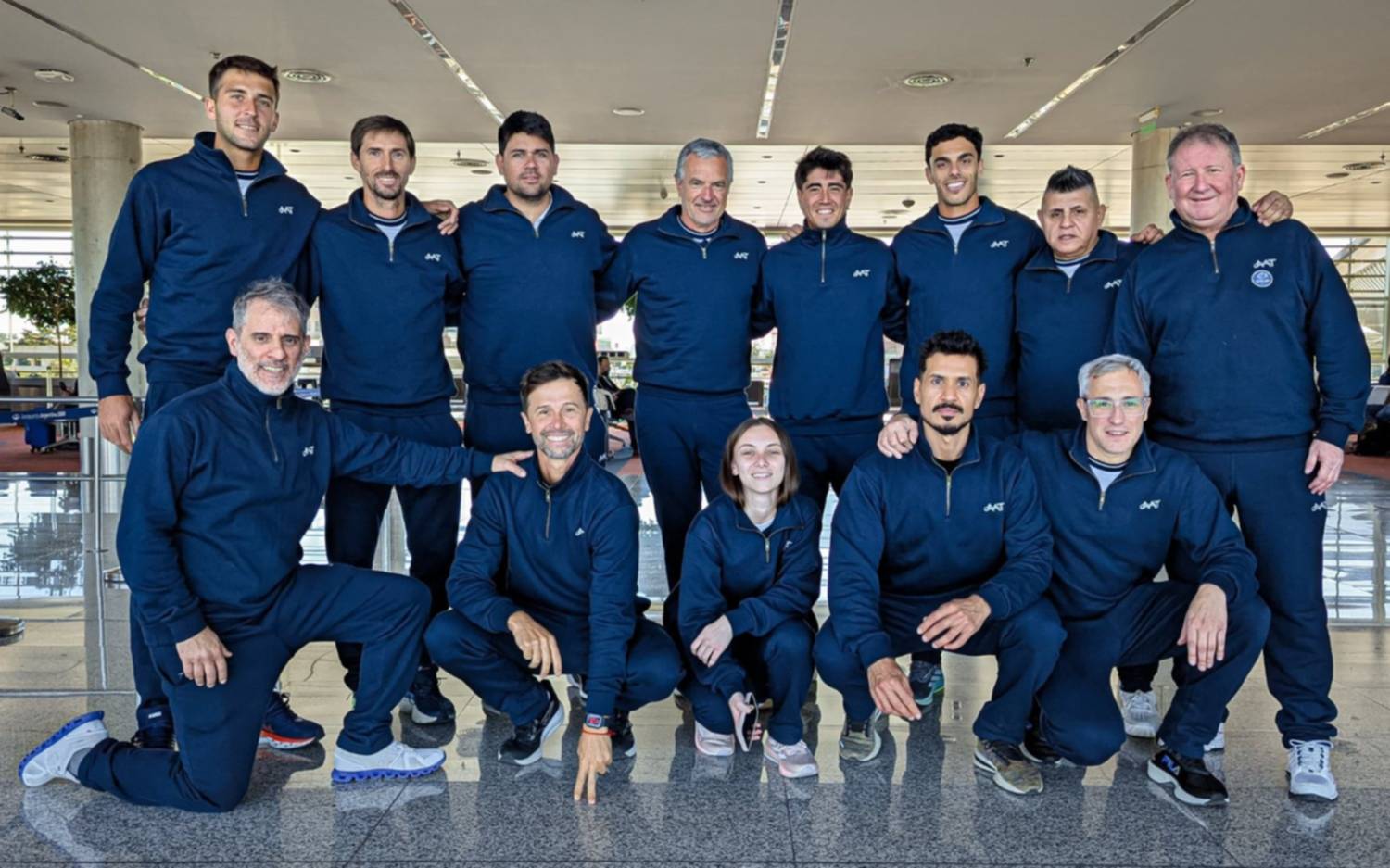 Viaja el equipo de Copa Davis con Tomás Etcheverry