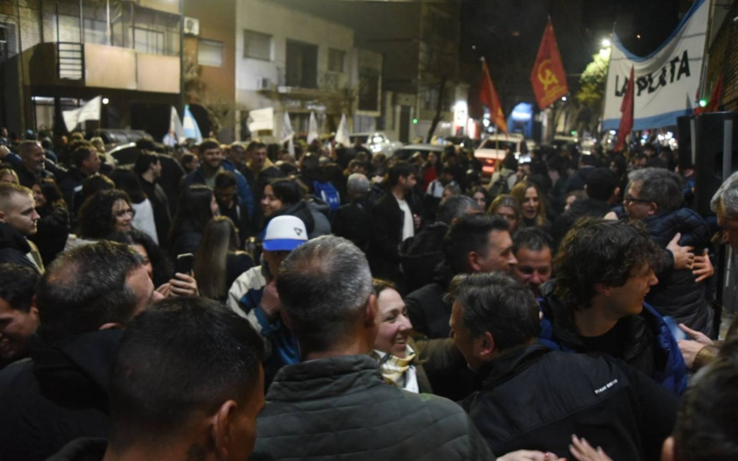 Festejo en 54 entre 10 y 11, con todos los sectores