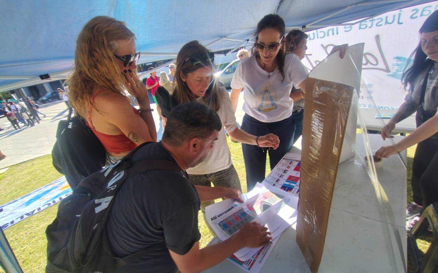 Discapacidad: capacitación sobre voto asistido