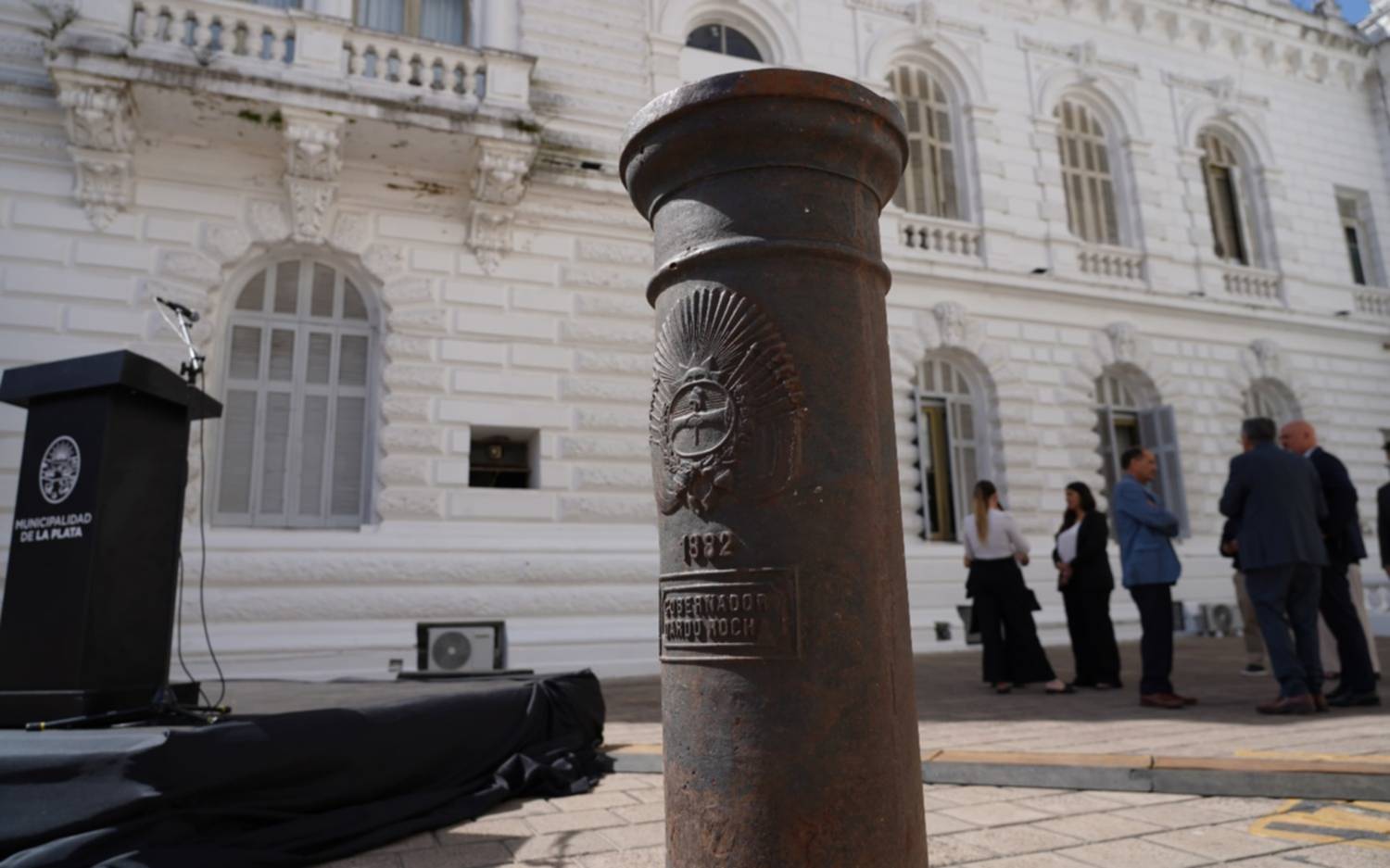 Un mojón de la época fundacional estaba en Bolívar y volvió a la Ciudad