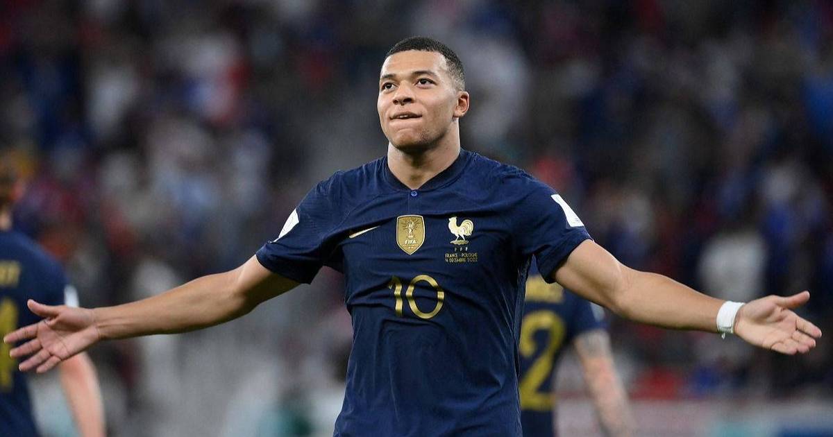 Malestar de los hinchas franceses con Mbappé | El Dia
